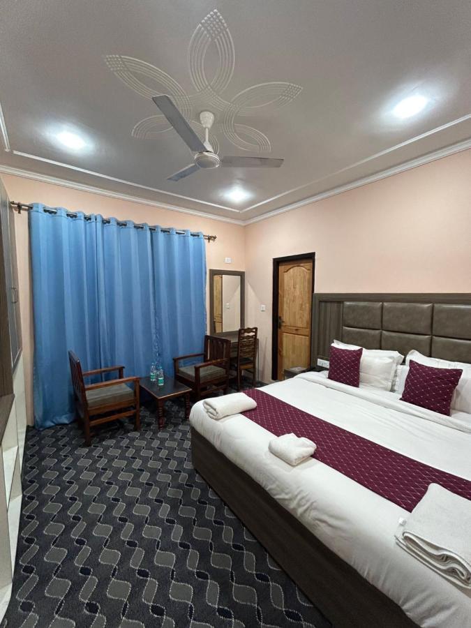 Fair Mount, Airport Road, Humhama Srinagar Hotel ภายนอก รูปภาพ