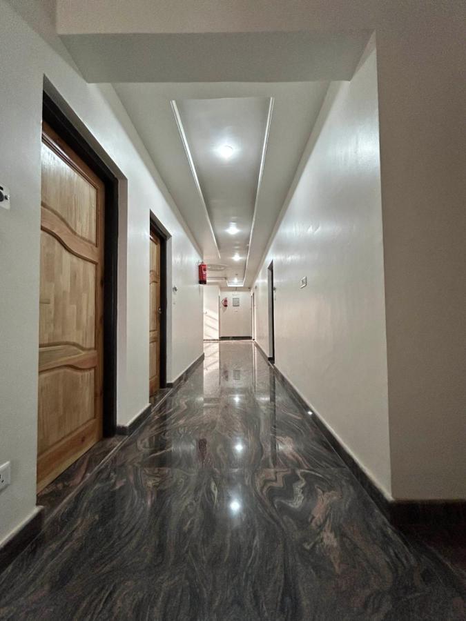Fair Mount, Airport Road, Humhama Srinagar Hotel ภายนอก รูปภาพ