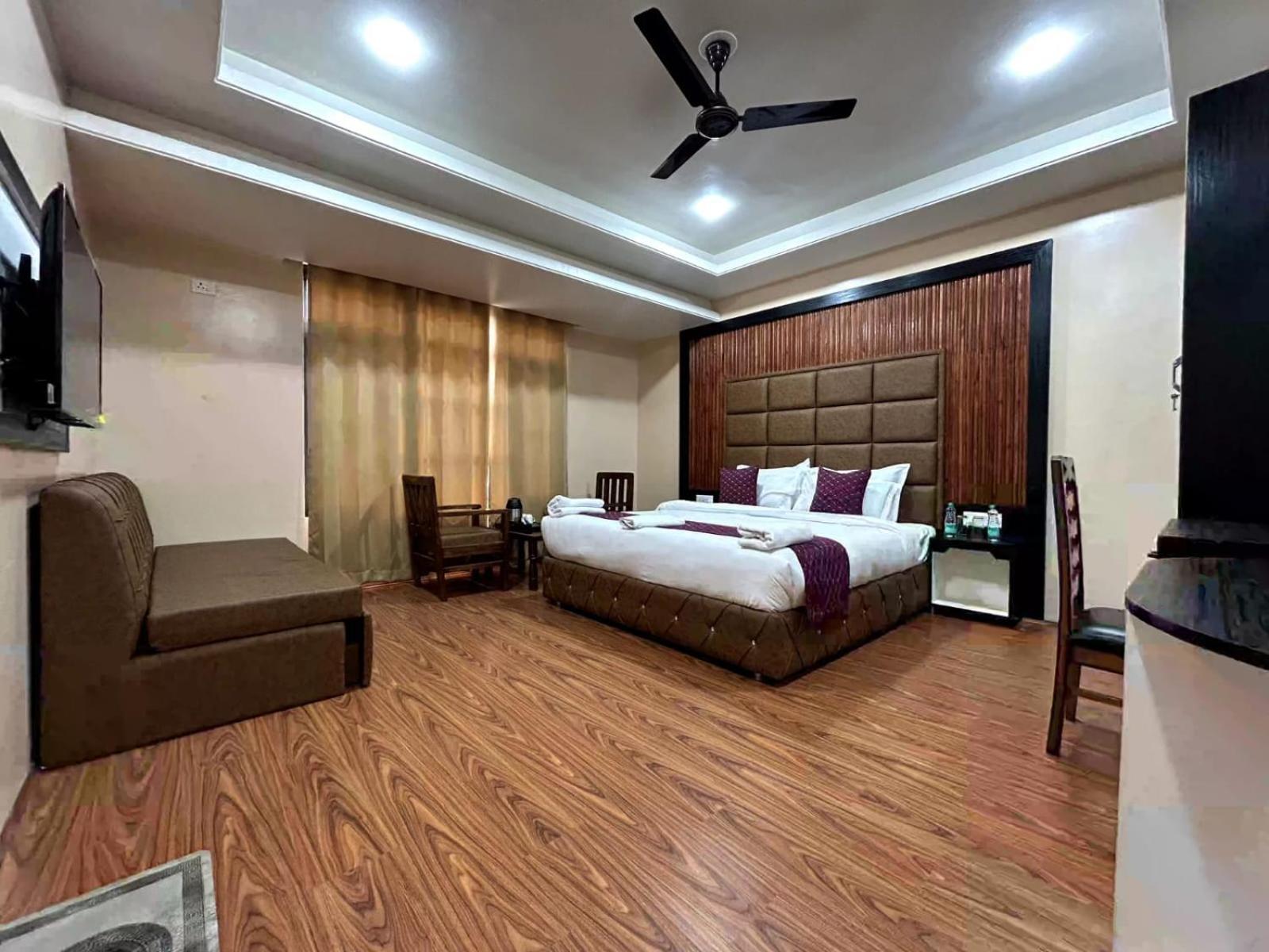 Fair Mount, Airport Road, Humhama Srinagar Hotel ภายนอก รูปภาพ